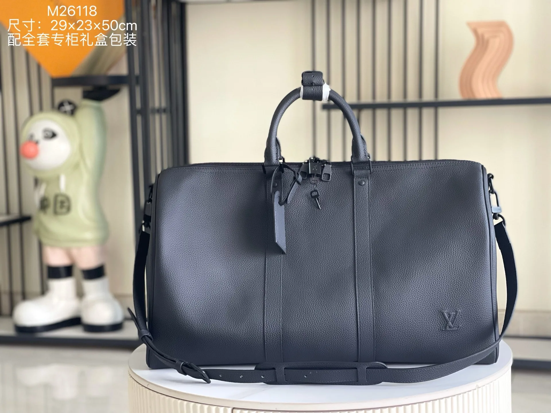 LV M26118  意大利A级皮料肩背包  斜挎包