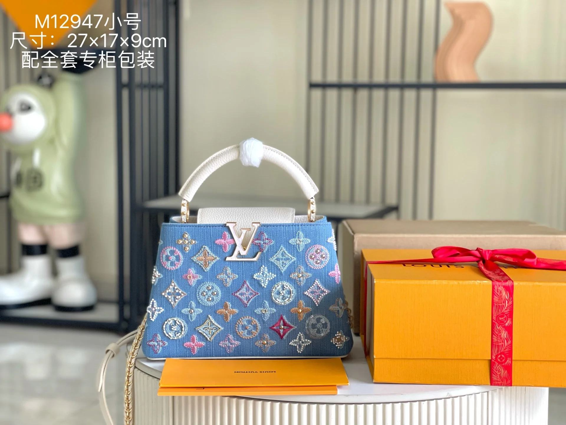 LV M12947 牛仔布手提包 斜挎包 LV M12947 牛仔布手提包 斜挎包