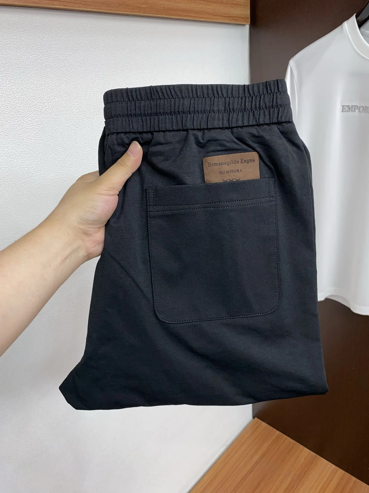 杰尼亚 2026春夏新款纯棉休闲裤 杰尼亚 2026春夏新款纯棉休闲裤