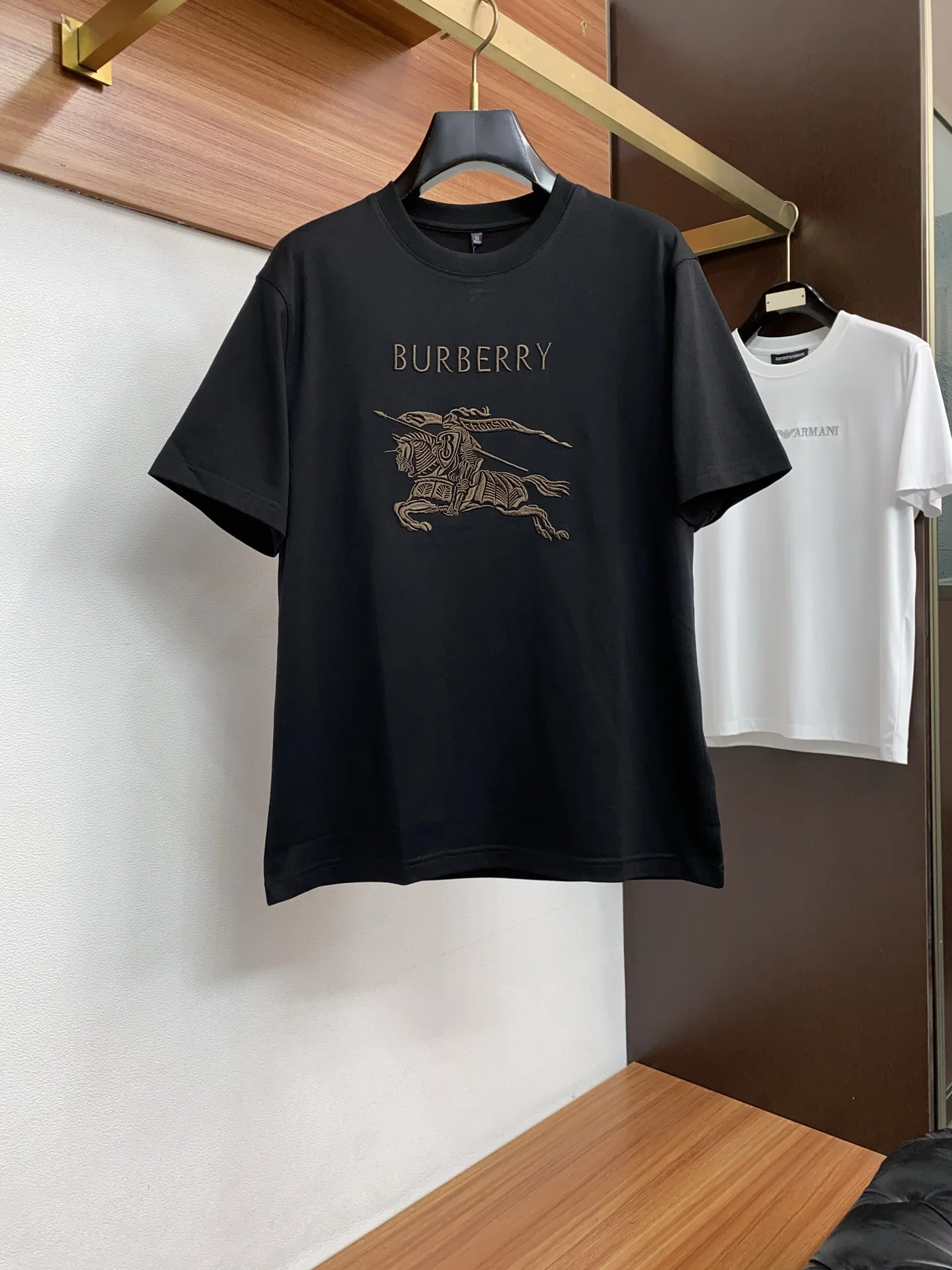 巴宝莉 春夏新款 男士纯棉质圆领短袖T恤衫