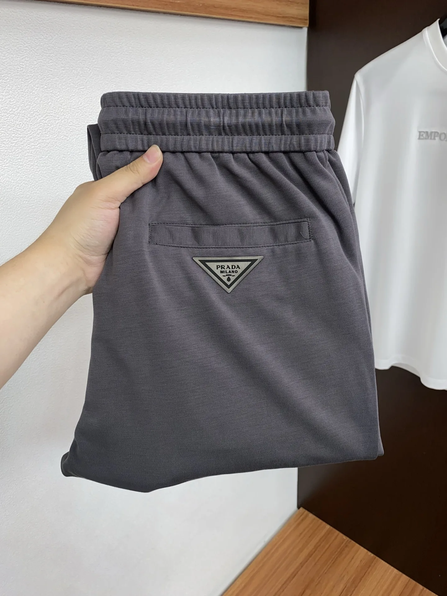 普拉达 2026春夏新款纯棉休闲裤 