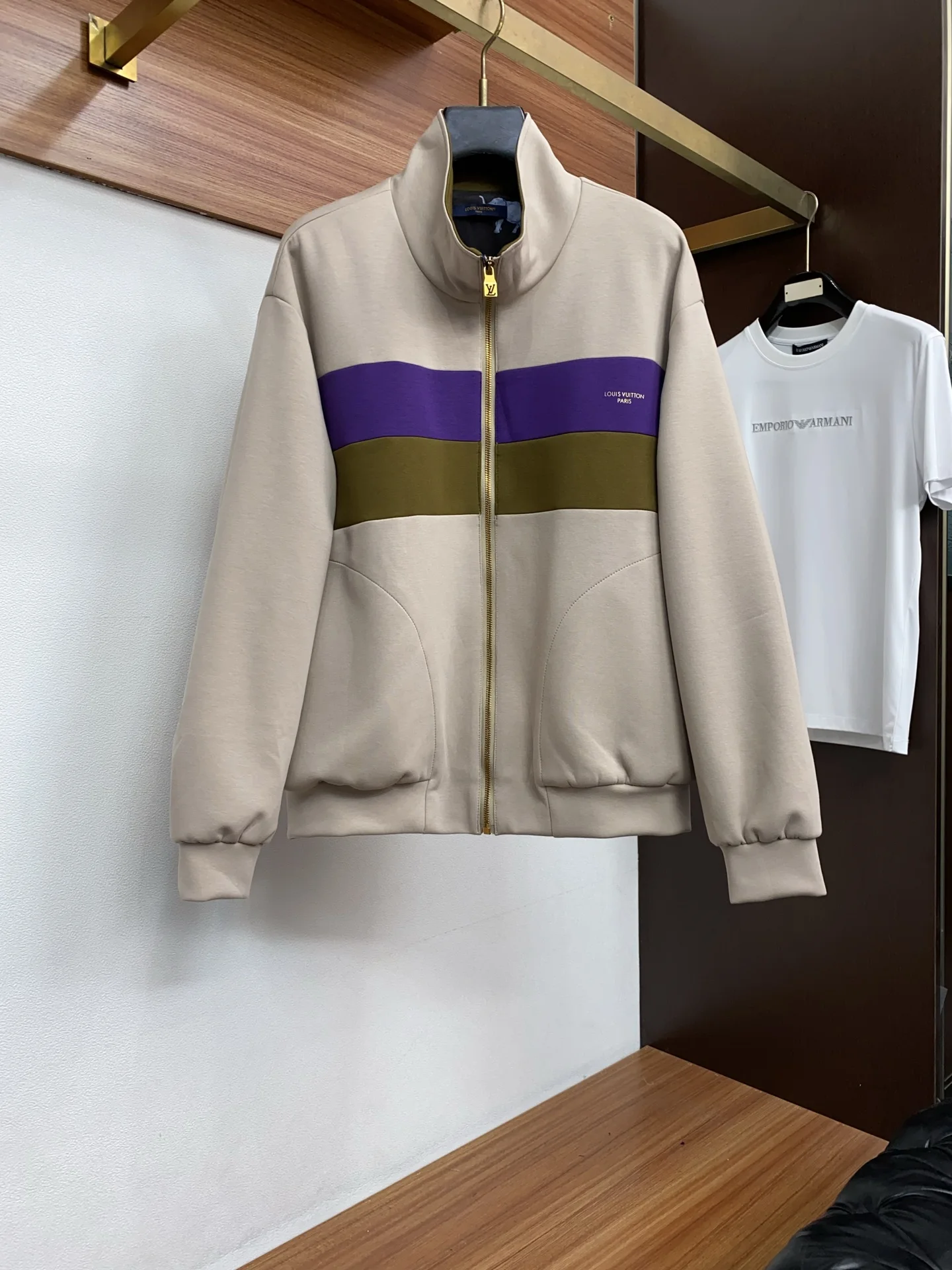 LV 26ss 拼色拉链夹克外套