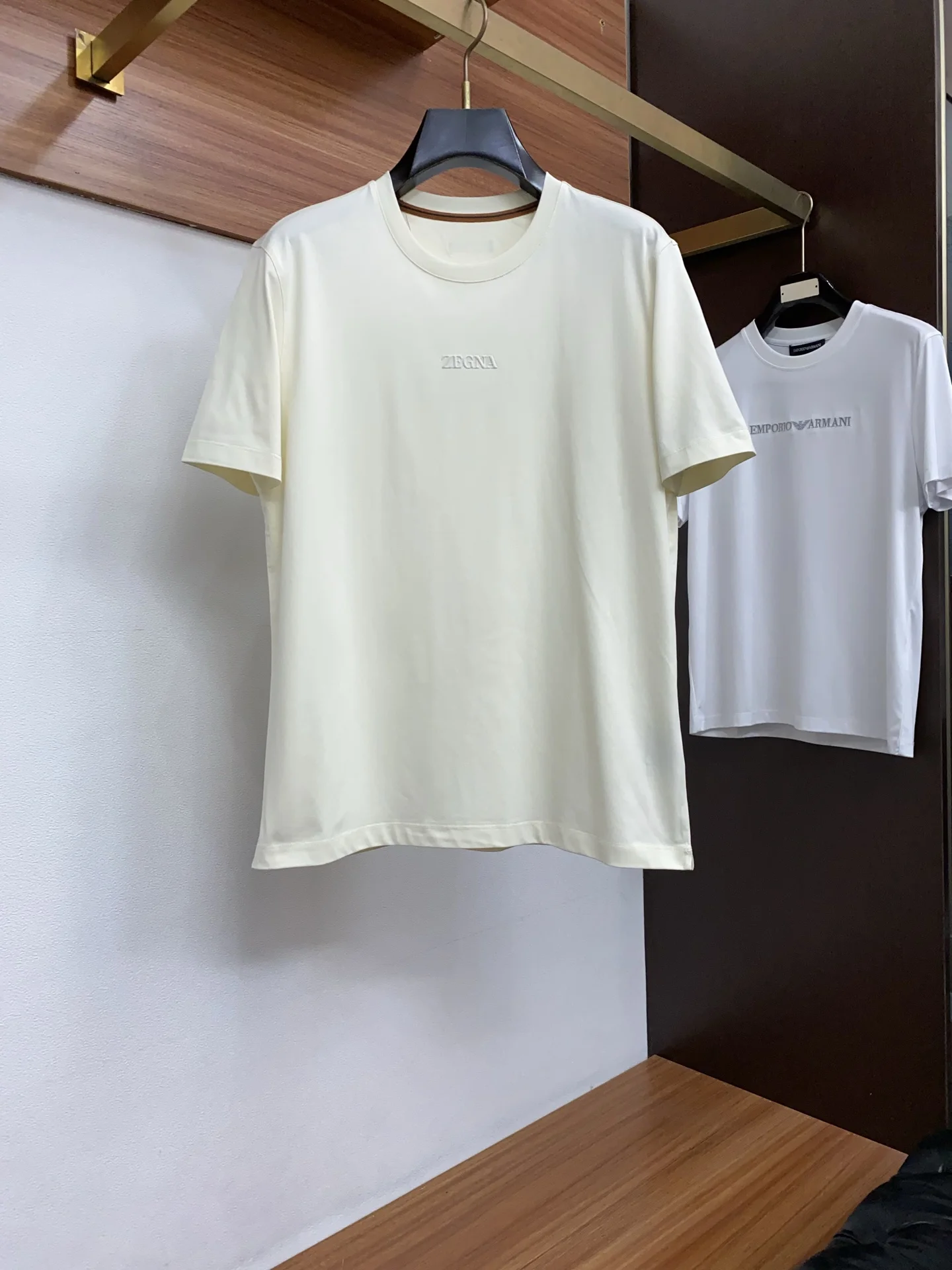 杰尼亚 2026新款百搭短袖 杰尼亚 2026新款百搭短袖