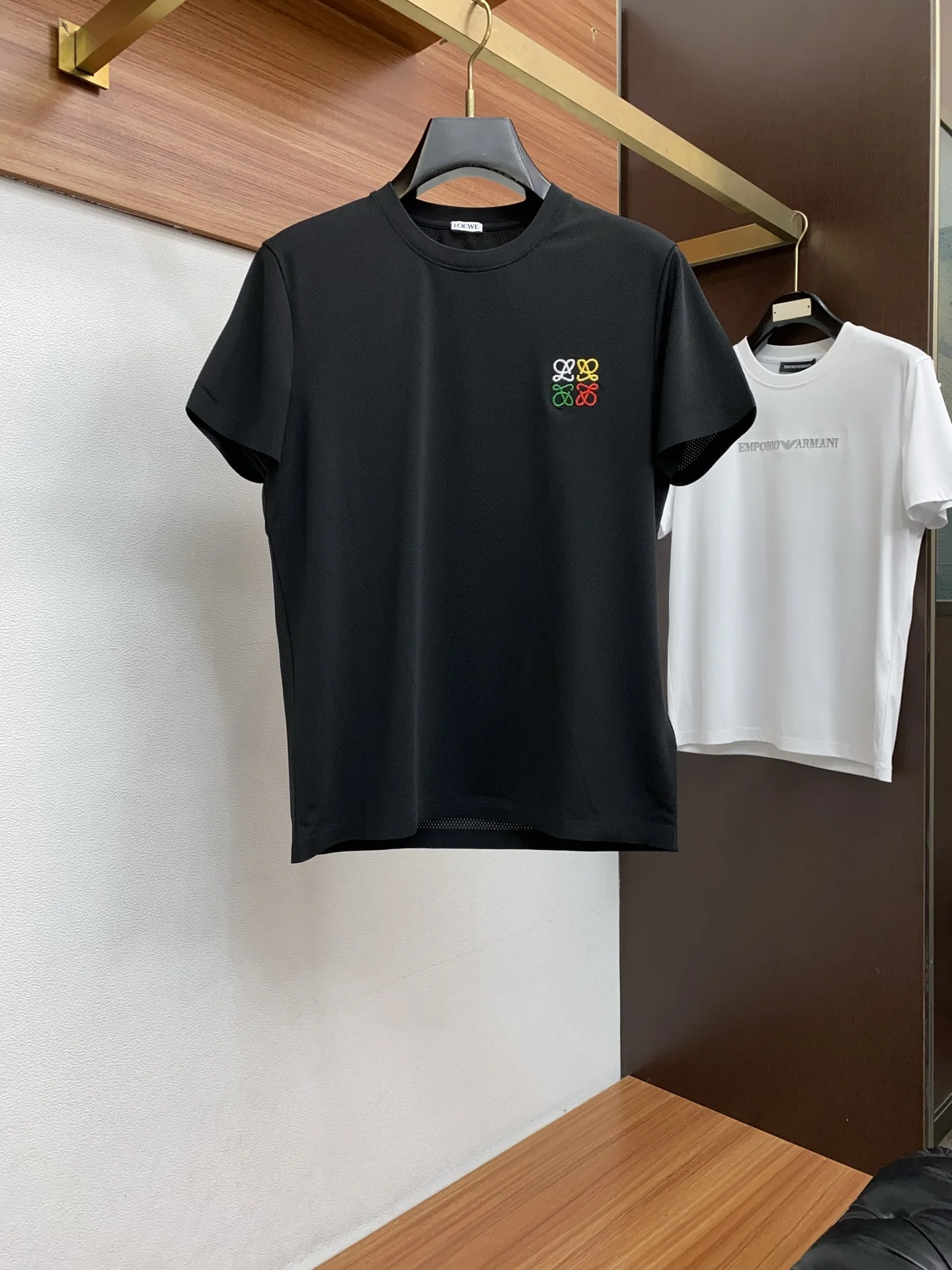 罗意威 春夏新款 纯棉质圆领短袖T恤衫 罗意威 春夏新款 纯棉质圆领短袖T恤衫