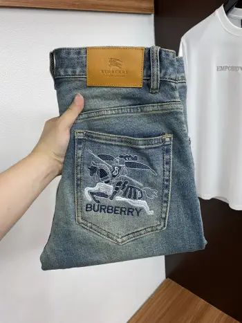 2026 Early Spring Latest Denim Trousers Replica Burberry Jeans
