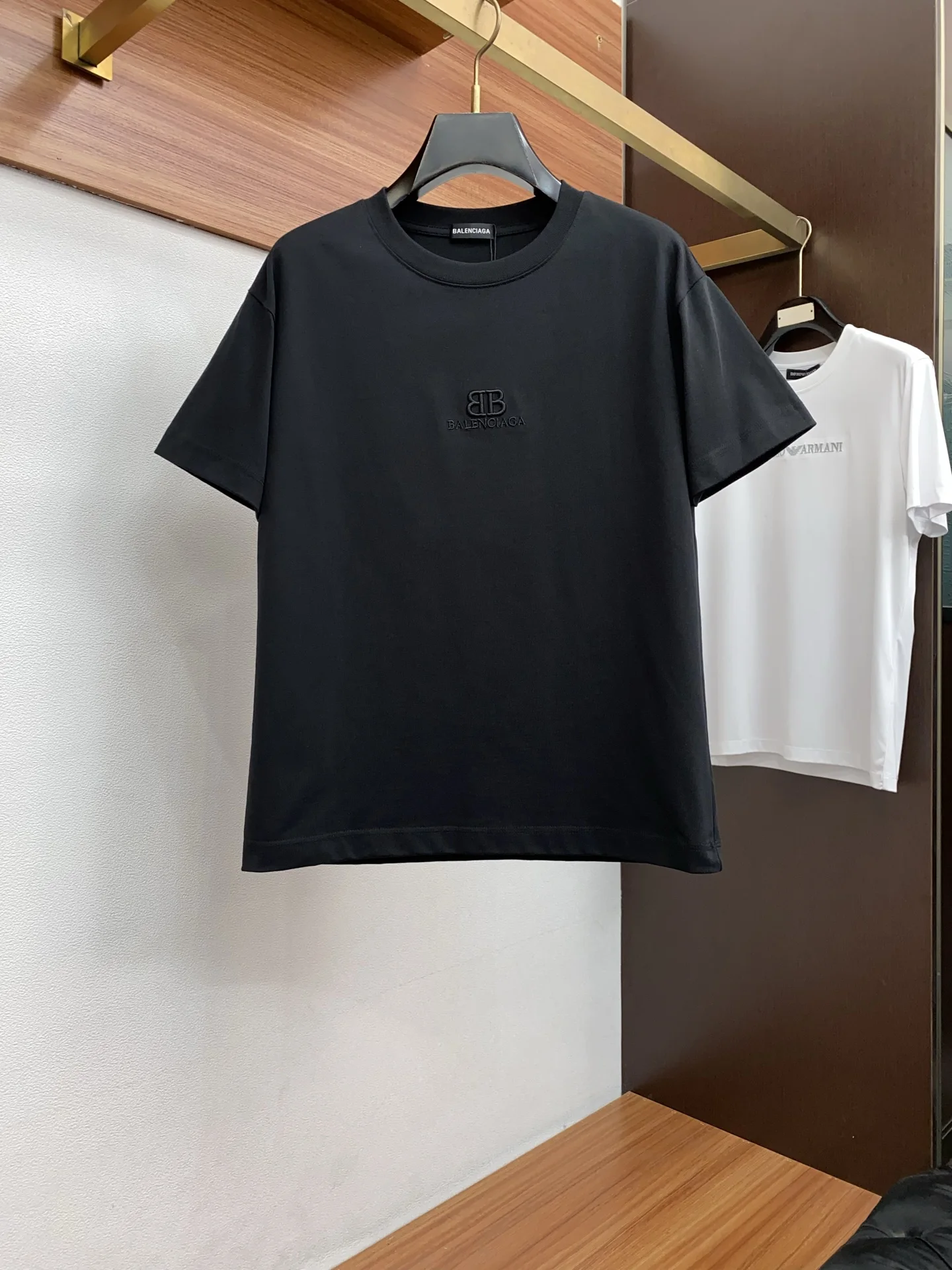 巴黎世家 2026新款时尚休闲短袖