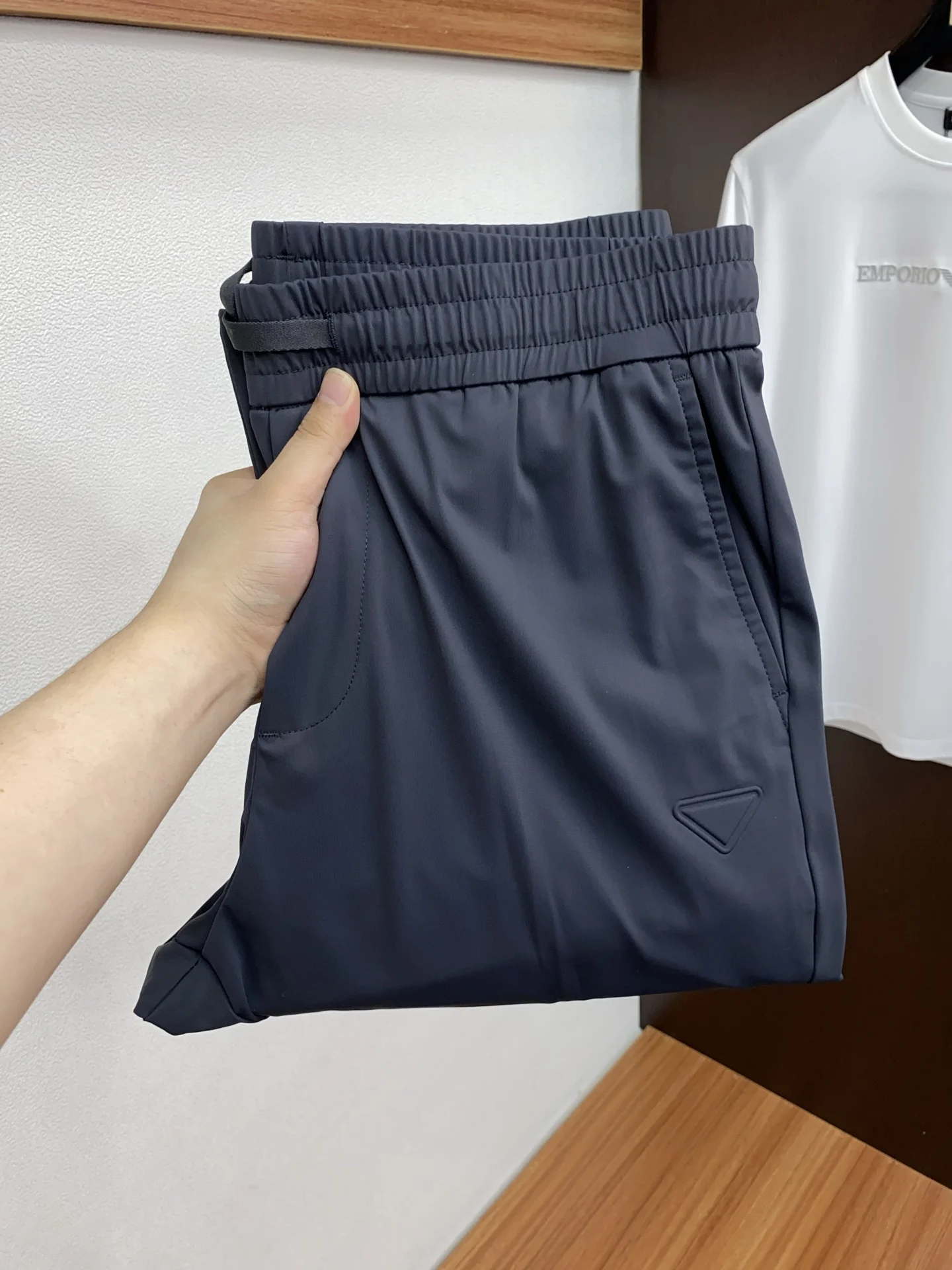 普拉达  2026 春夏定制休闲裤