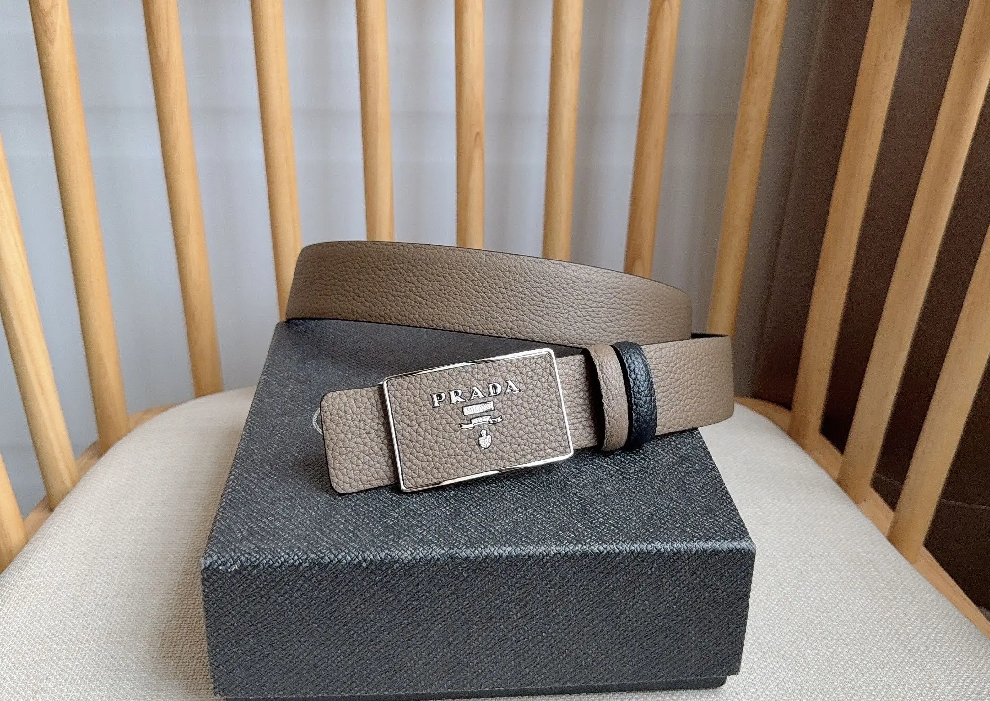 普拉达 多功能男士搭扣式腰带