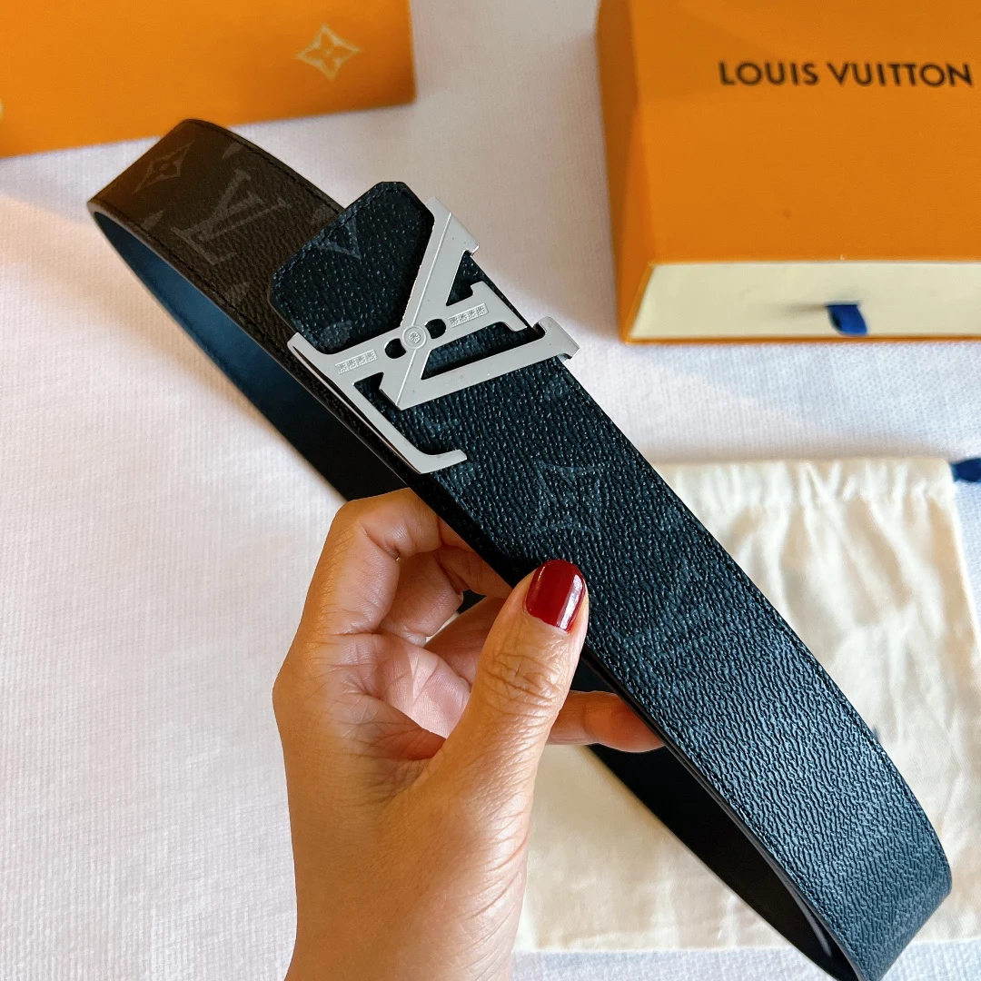 LV 正品一体铸造五金 钢扣男士腰带