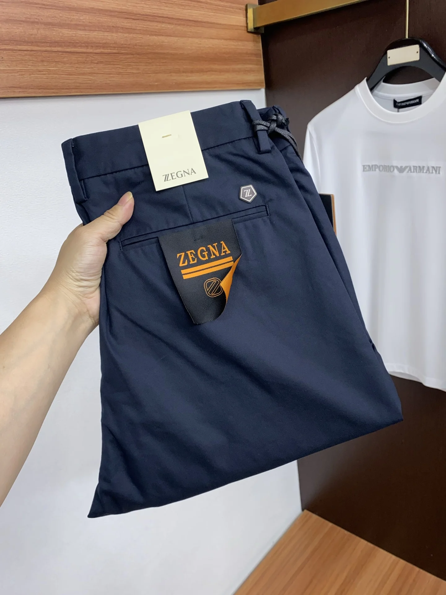 杰尼亚 早春新品 原单男士西装休闲西裤 杰尼亚 早春新品 原单男士西装休闲西裤