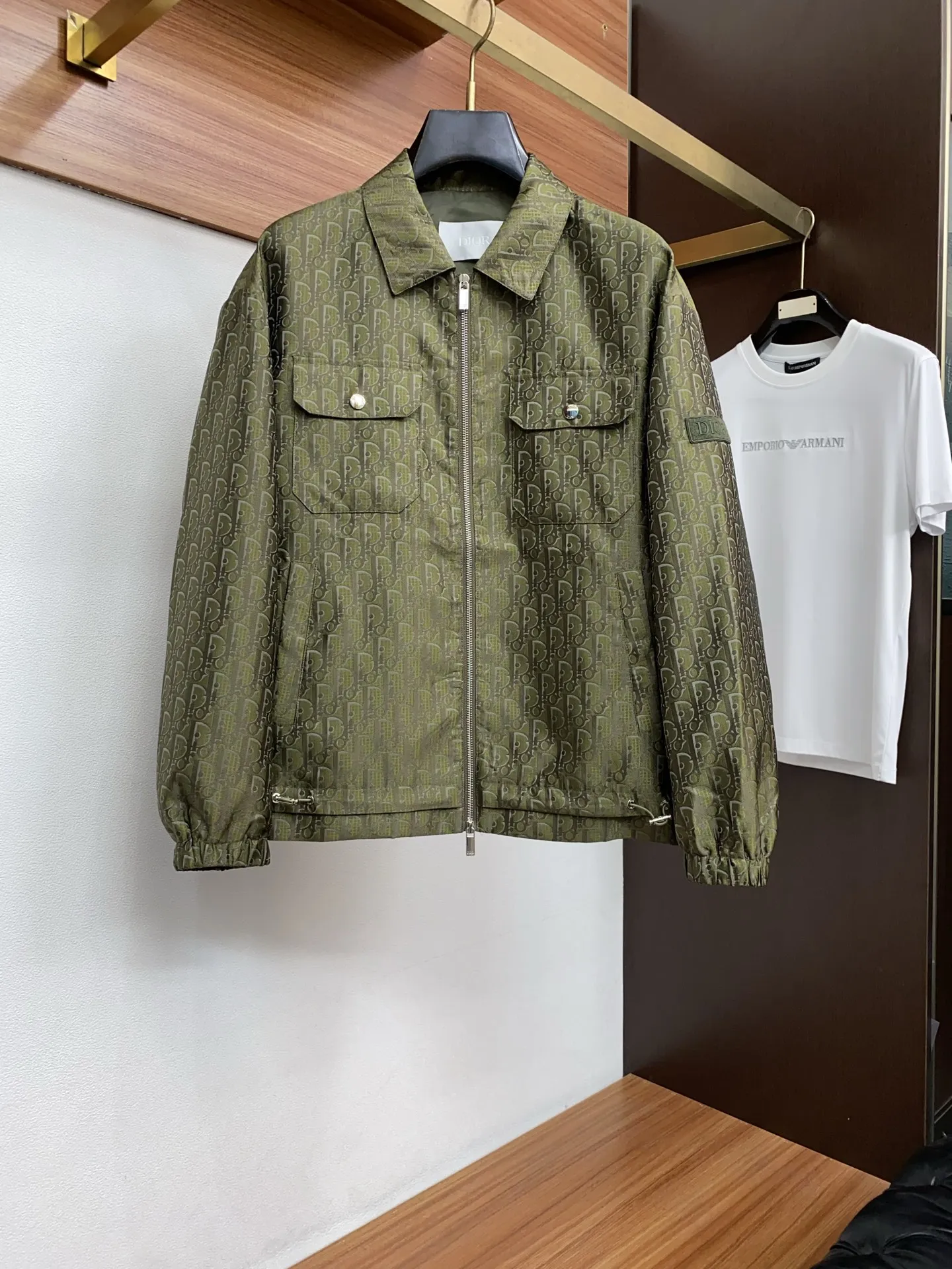 迪奥 2026新款男士休闲定麻棉针织拼接西立领夹克外套 迪奥 2026新款男士休闲定麻棉针织拼接西立领夹克外套