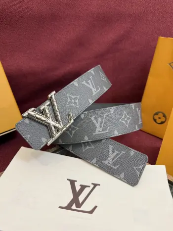 Classic embossed double-sided men s belt Replica Louis Vuitton Mens Belts