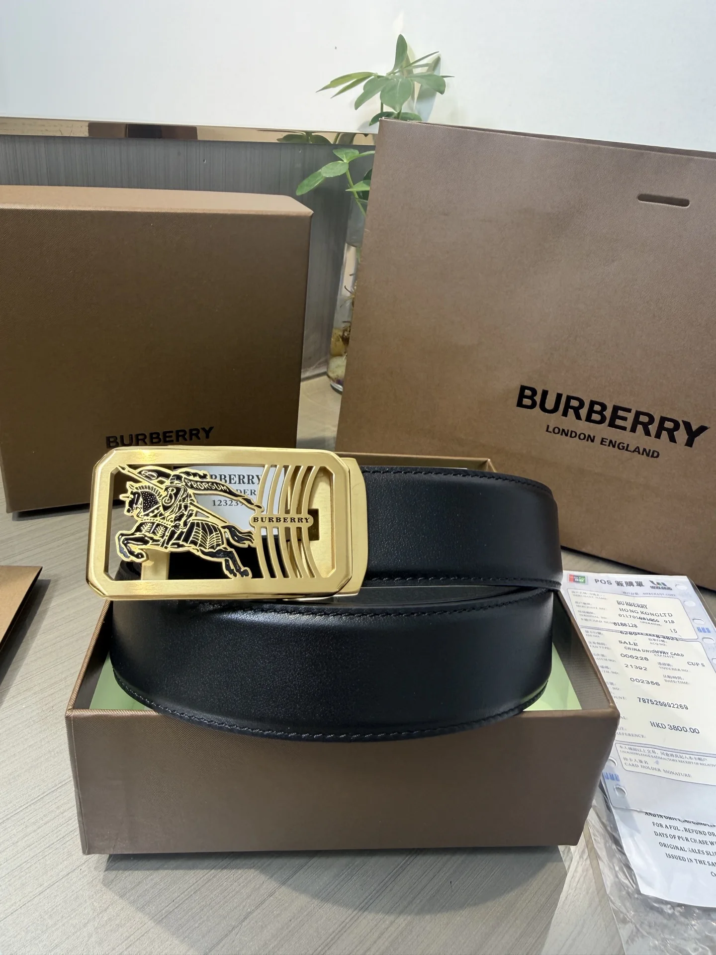 巴宝莉 进口小牛皮男士腰带