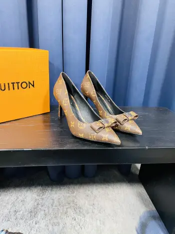 秋冬新款经典老花/唐三彩 女士高跟鞋 高仿LV女士高跟鞋/单鞋