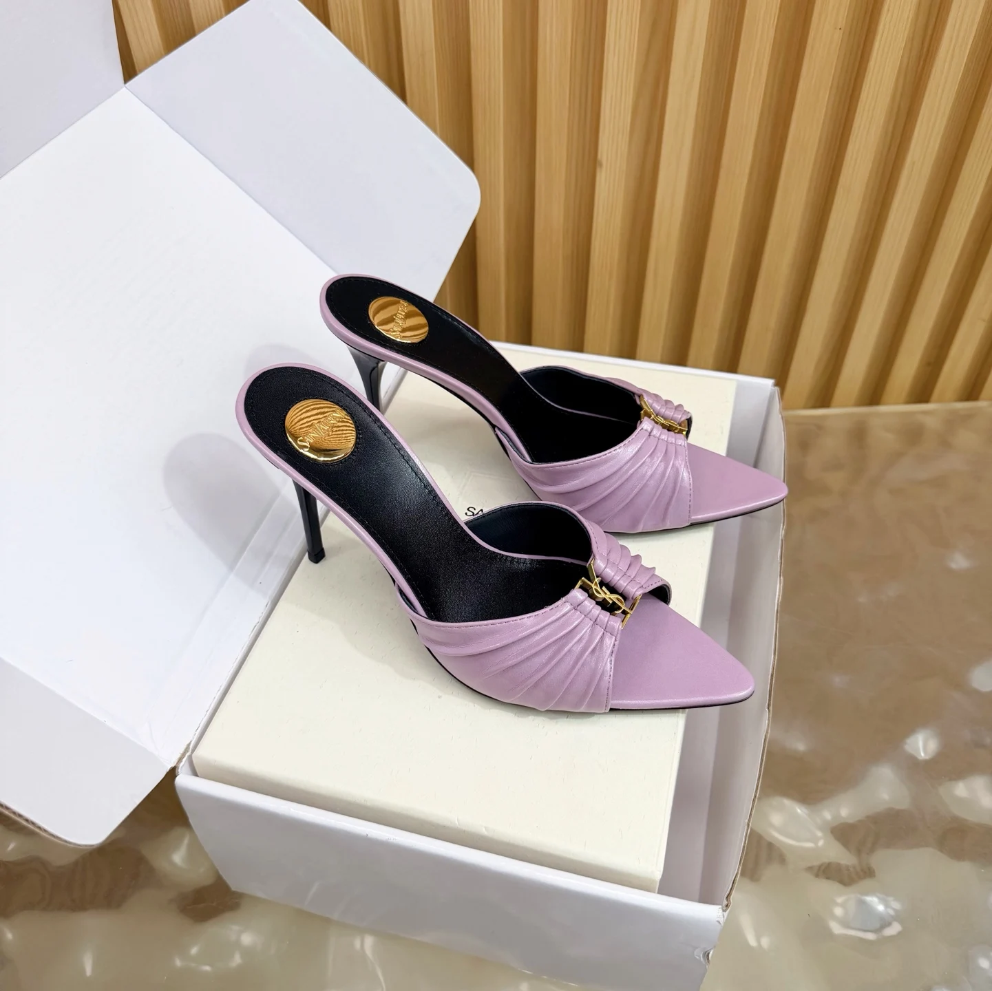 圣罗兰 26s 春夏新款尖头链条五金扣穆勒鞋极简风细跟高跟凉拖鞋