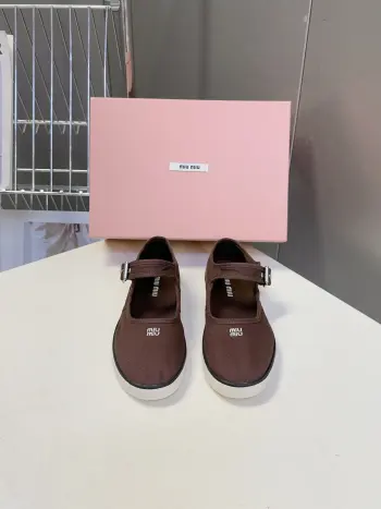 2026 Spring/Summer Latest Runway Collection Retro Casual Shoes Replica MIU MIU Womens Casual and Sneakers