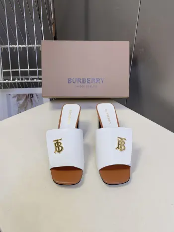 Spring/Summer Latest Fashion Slippers Sandals Replica Burberry Womens Sandals and Slides