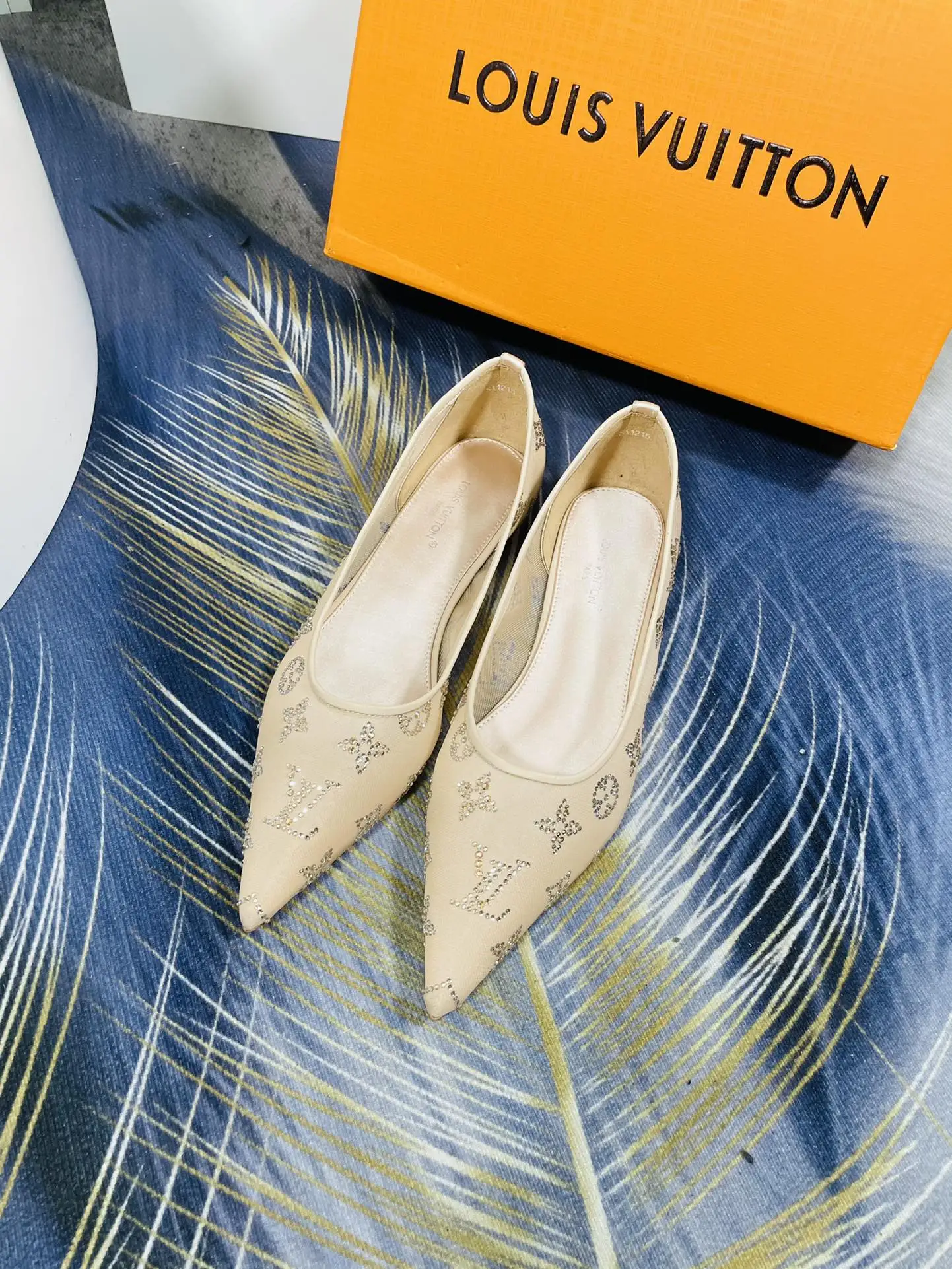 LV 秋冬新款经典双层加厚透网真丝 女士高跟鞋