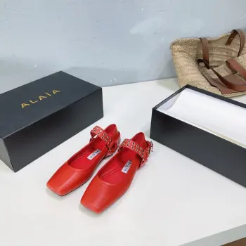 26 Spring/Summer French Vintage Square-Toe Flat Mary Jane Ballet Shoes with Rivets Replica ISAIA Womens Pumps and Heels