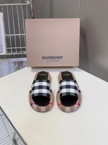 Spring and Summer Latest Fashion Slippers Sandals Replica Burberry Womens Sandals and Slides