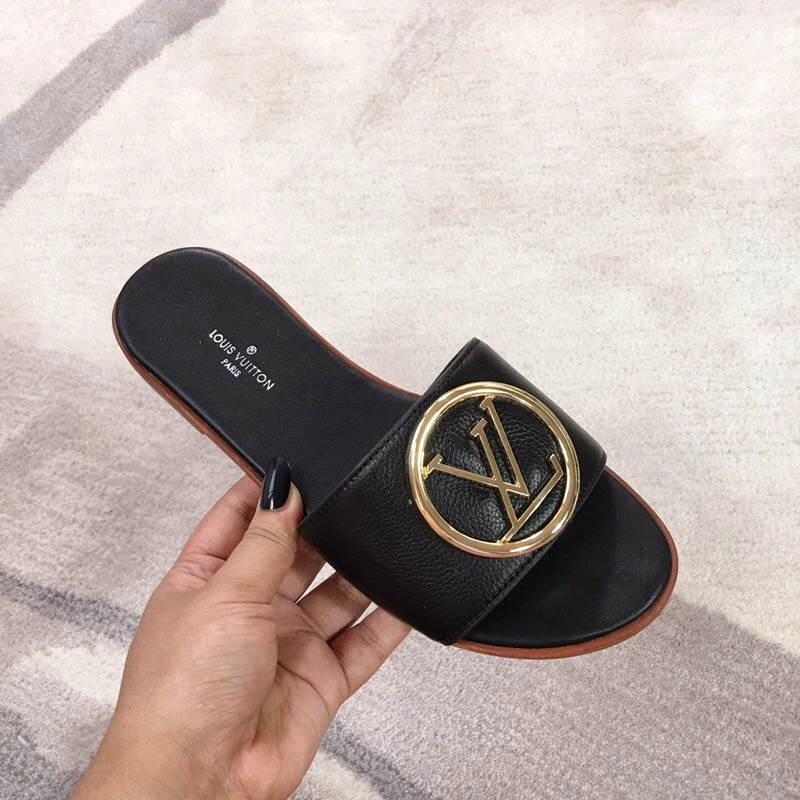 LV 女士老花荔枝纹头层牛皮拖鞋 LV 女士老花荔枝纹头层牛皮拖鞋