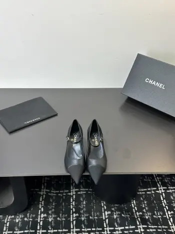 26s早春爆品 顶版 尖头中跟低跟拼接单鞋 玛丽珍鞋 高仿香奈儿女士高跟鞋/单鞋