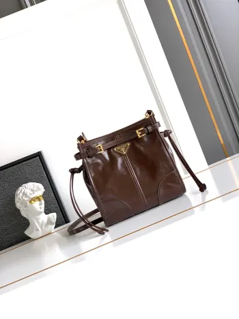 1BH229 oil wax leather crossbody bag women s crossbody bag Replica Prada womens bags