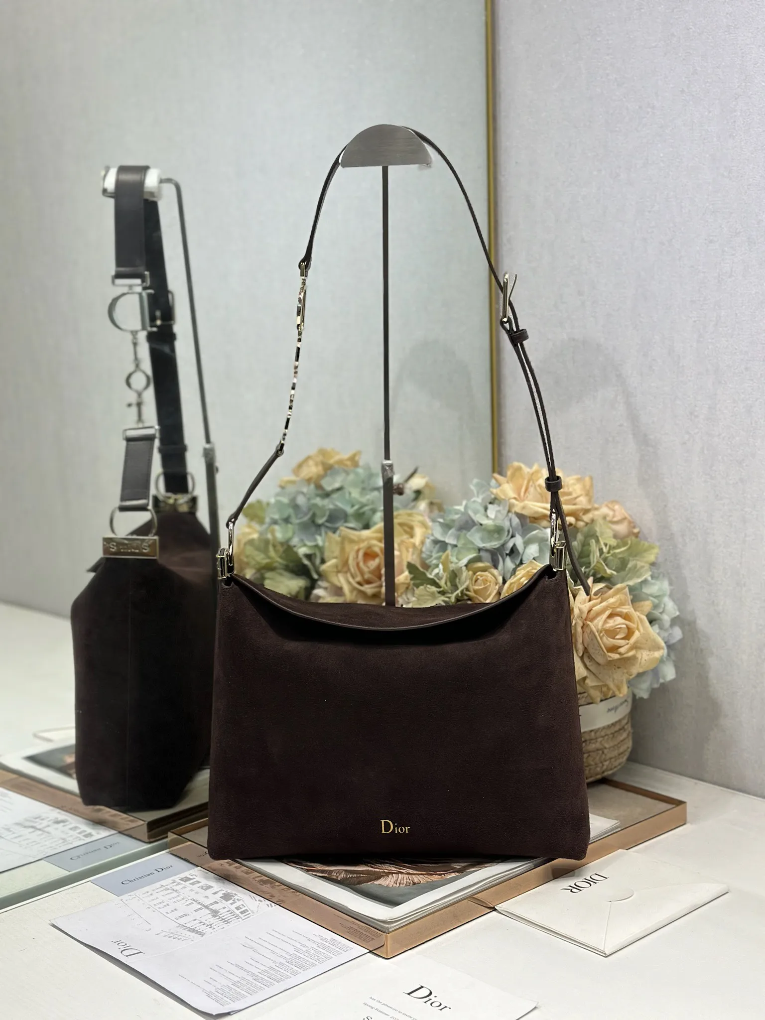 迪奥 1412 春夏拼色小号手袋 女士单肩包 迪奥 1412 春夏拼色小号手袋 女士单肩包