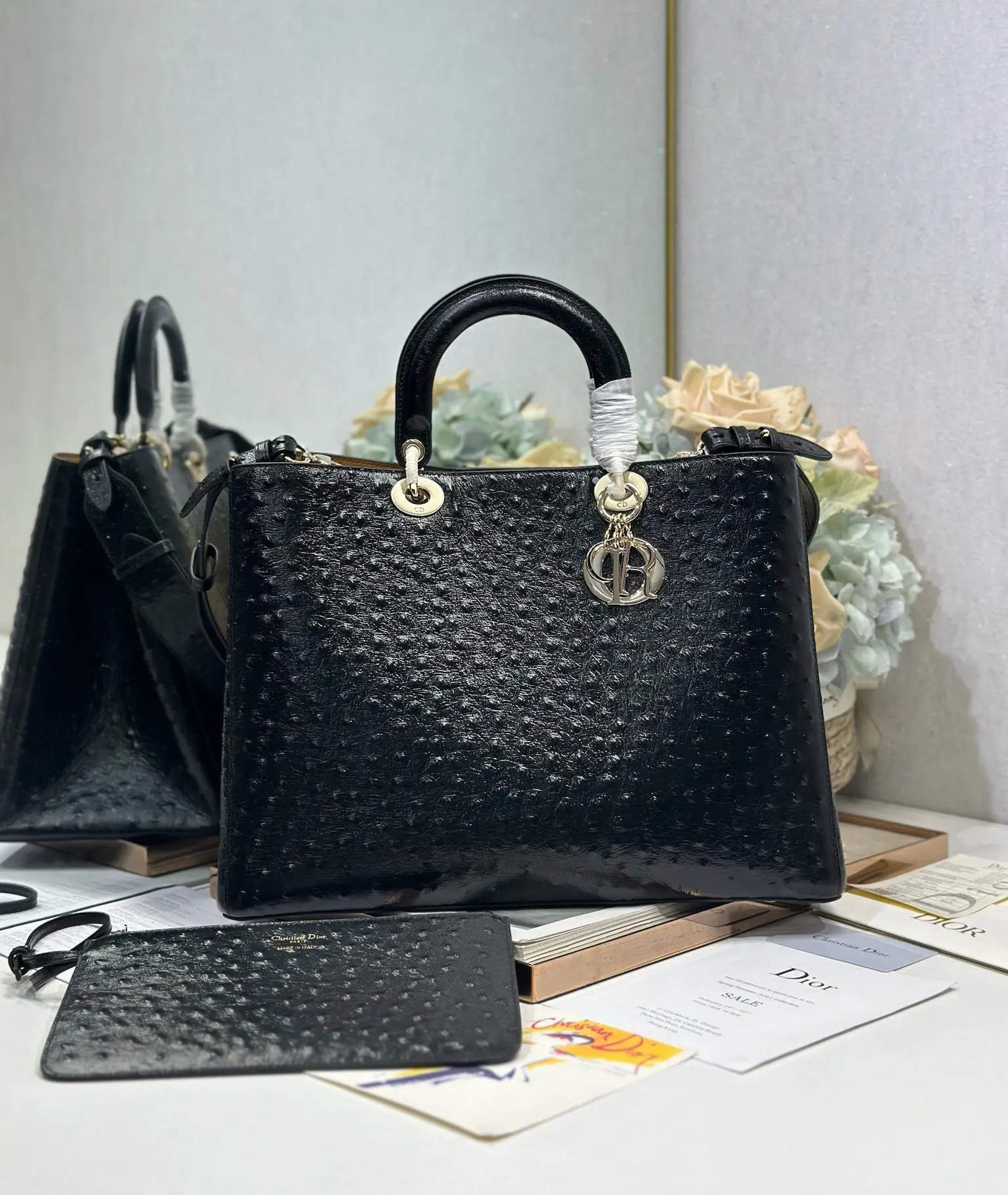 Dior 2833 Ostrich Pattern Cowhide Handbag Women s Crossbody Bag Dior 2833 Ostrich Pattern Cowhide Handbag Women s Crossbody Bag