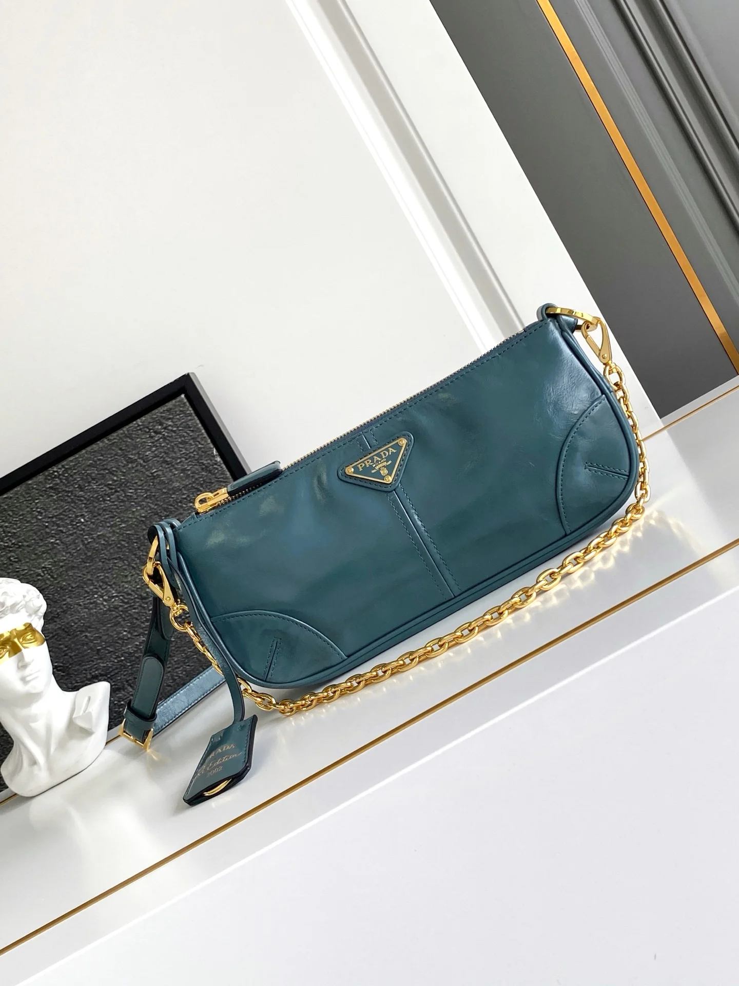 普拉达 1BC221 新款经典腋下包 女士斜挎包