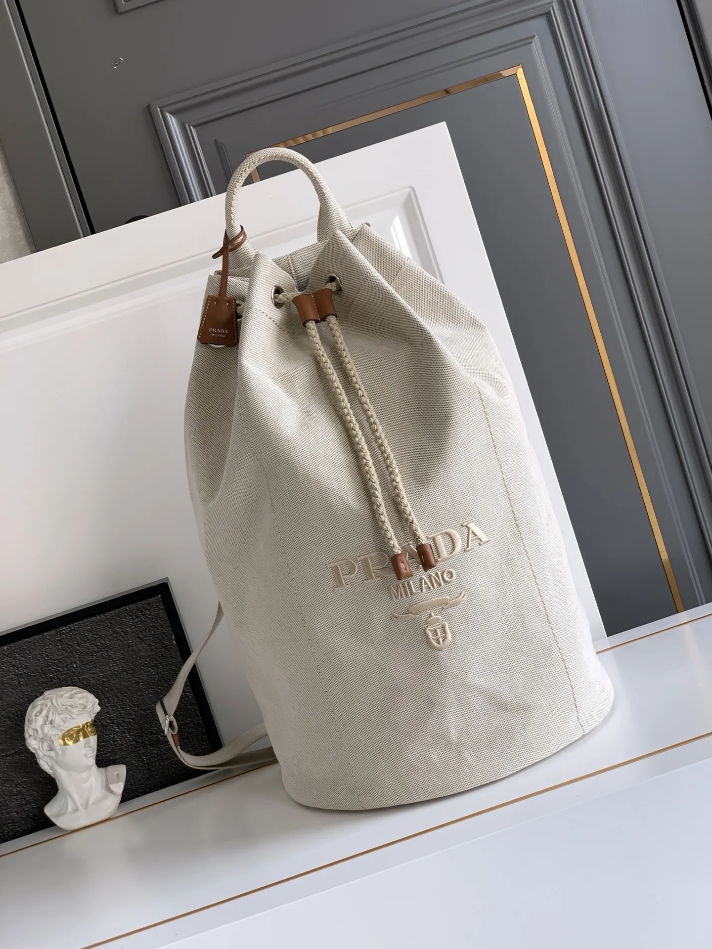 普拉达 2VY011 条纹印花抽绳旅行袋 旅行包 普拉达 2VY011 条纹印花抽绳旅行袋 旅行包