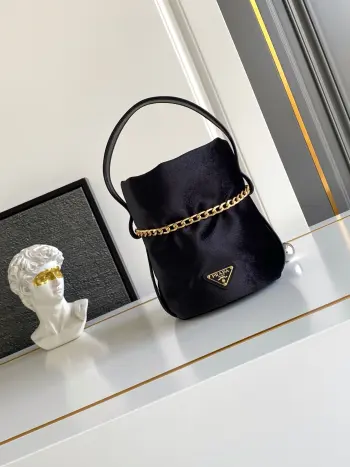 1BE088 天鹅绒皮革水桶包 女士单肩包 高仿普拉达女包