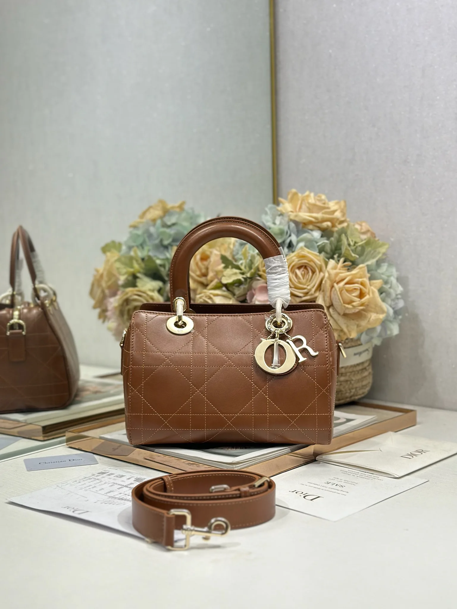 Dior 1440 Early Spring Plain Lambskin Handbag Women s Crossbody Bag