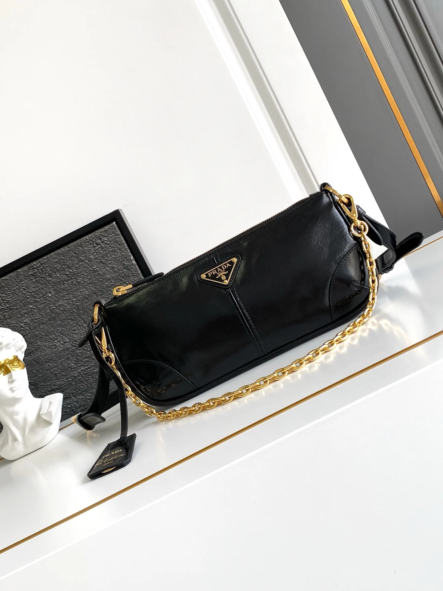 普拉达 1BC221 新款经典腋下包 女士斜挎包