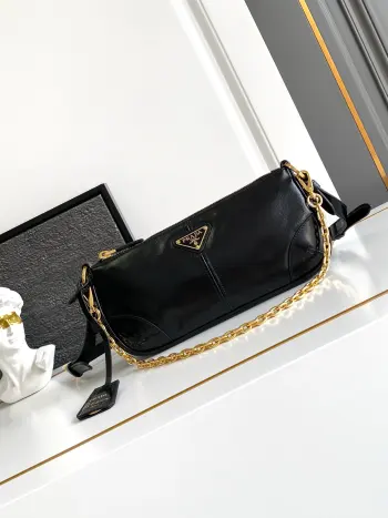 1BC221 新款经典腋下包 女士斜挎包 高仿普拉达女包