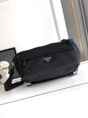 2VH991 Flip Cover Shoulder Bag Messenger Bag Men s Shoulder Bag Replica Prada mens bags