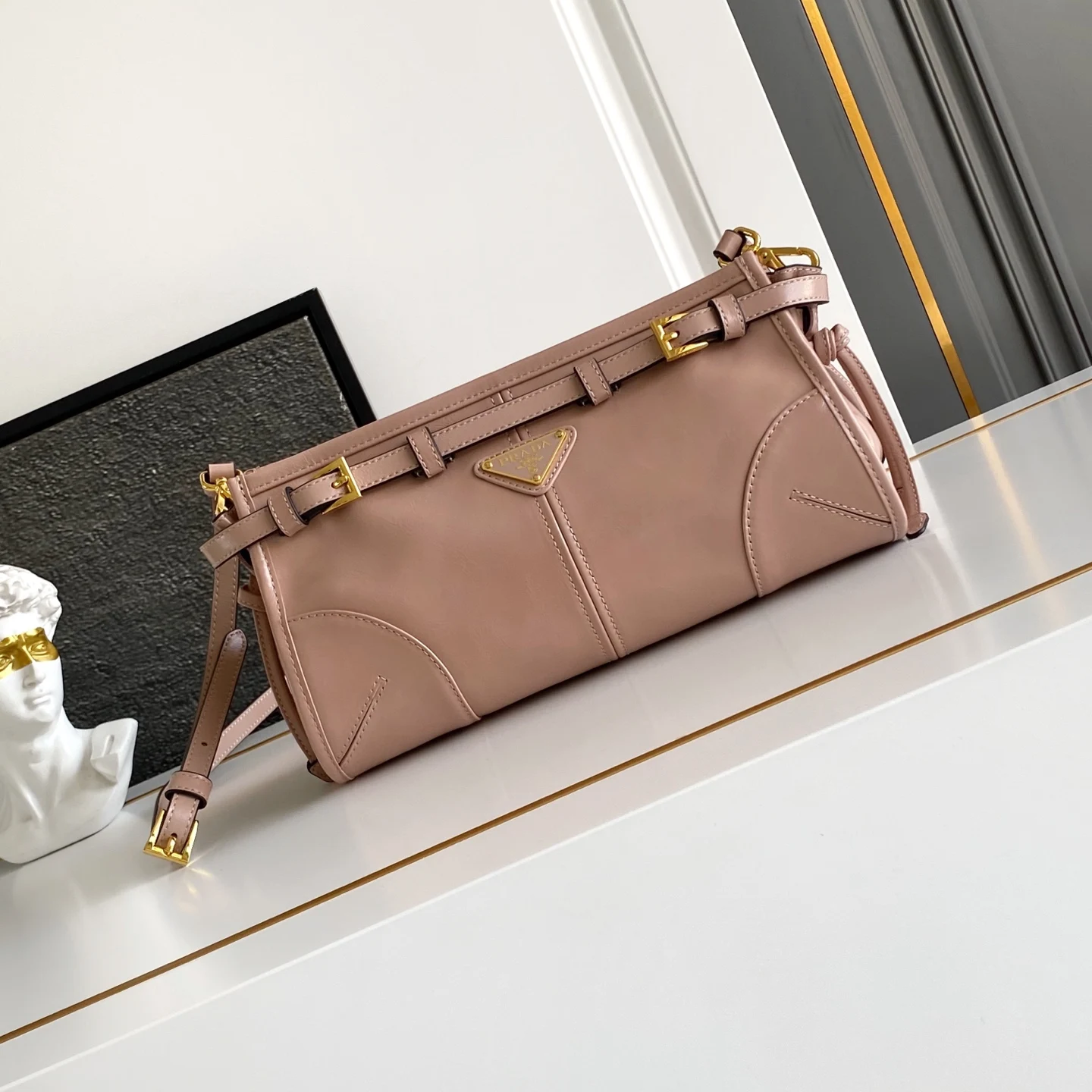 普拉达 1BA215 进口油腊皮斜跨包 女士斜挎包