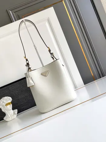 1BE080 New Leather Handbag Women s Shoulder Bag Replica Prada womens bags