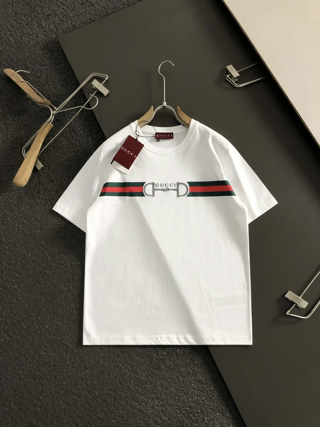 Gucci 2026 Spring/Summer Red and Green Printed Embroidered Short Sleeve
