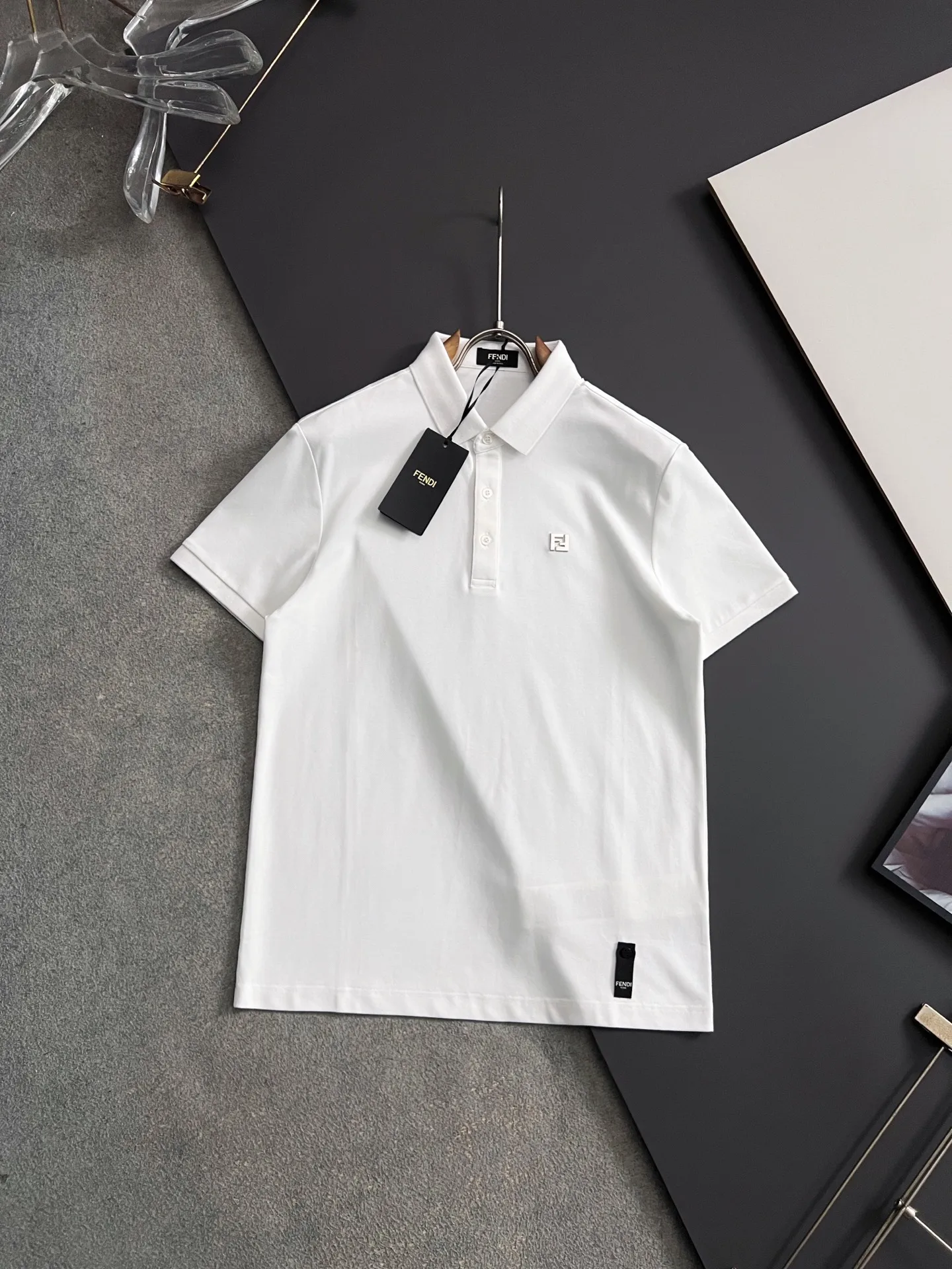 芬迪 春夏新款男士短袖Polo衫 芬迪 春夏新款男士短袖Polo衫