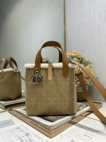 2836 杏绒拼皮竖版手袋 女士斜挎包 高仿迪奥女包