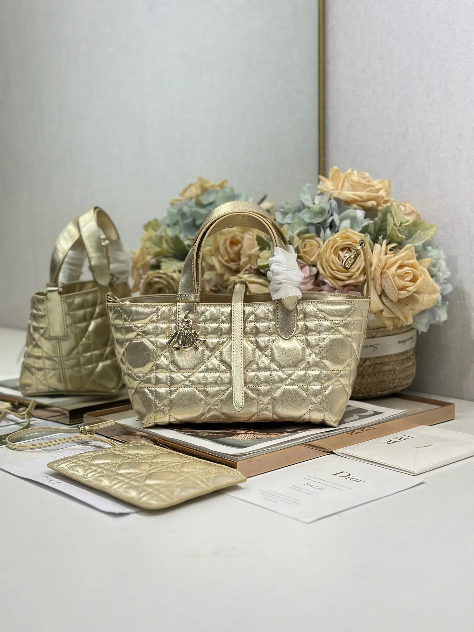 迪奥 1188 藤格纹缉面线手袋 女士斜挎包 迪奥 1188 藤格纹缉面线手袋 女士斜挎包