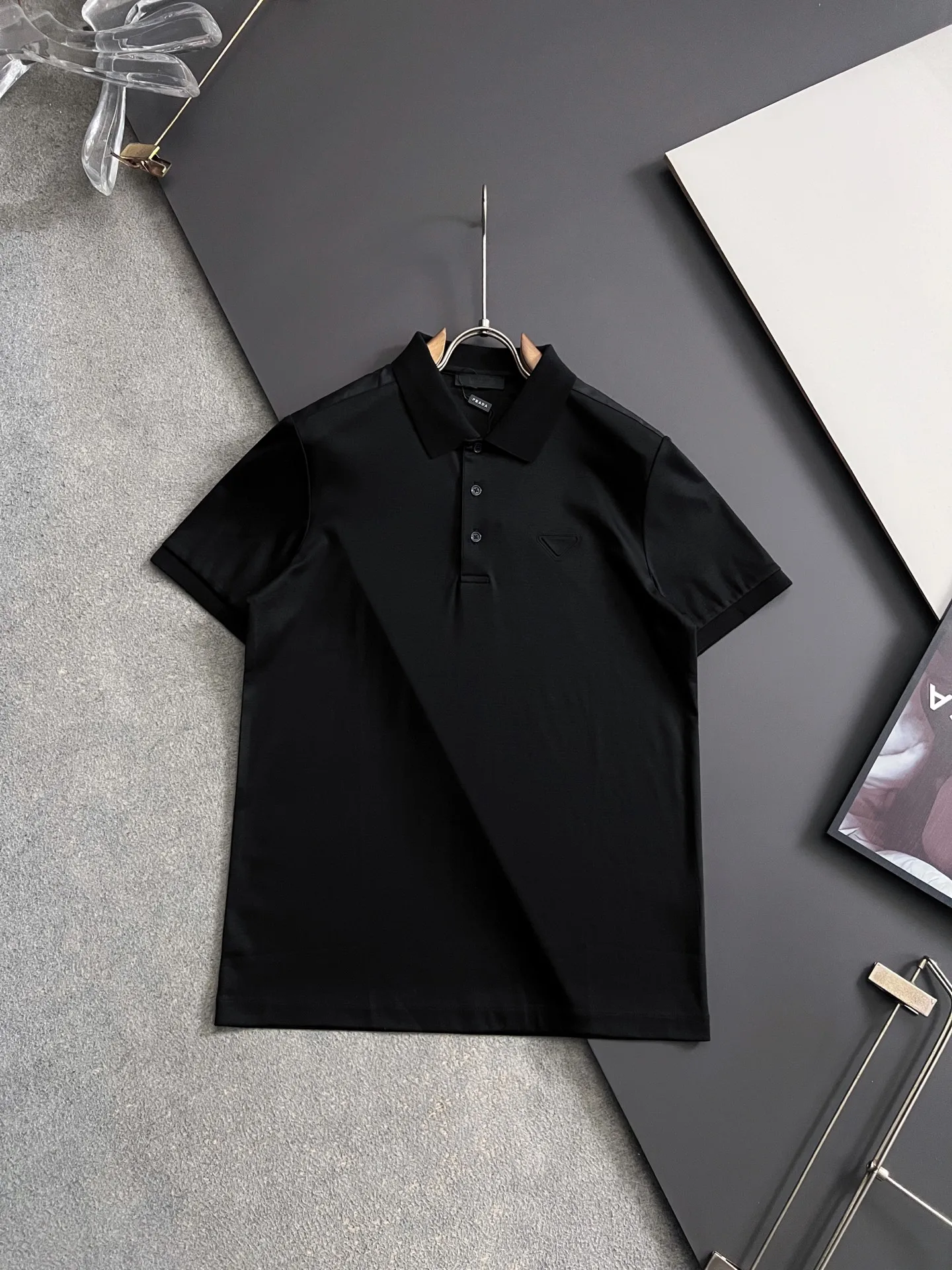 普拉达 春夏新款男士短袖Polo衫 普拉达 春夏新款男士短袖Polo衫