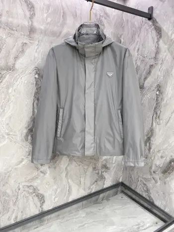 26新款立领夹克春装外套 高仿普拉达夹克/外套