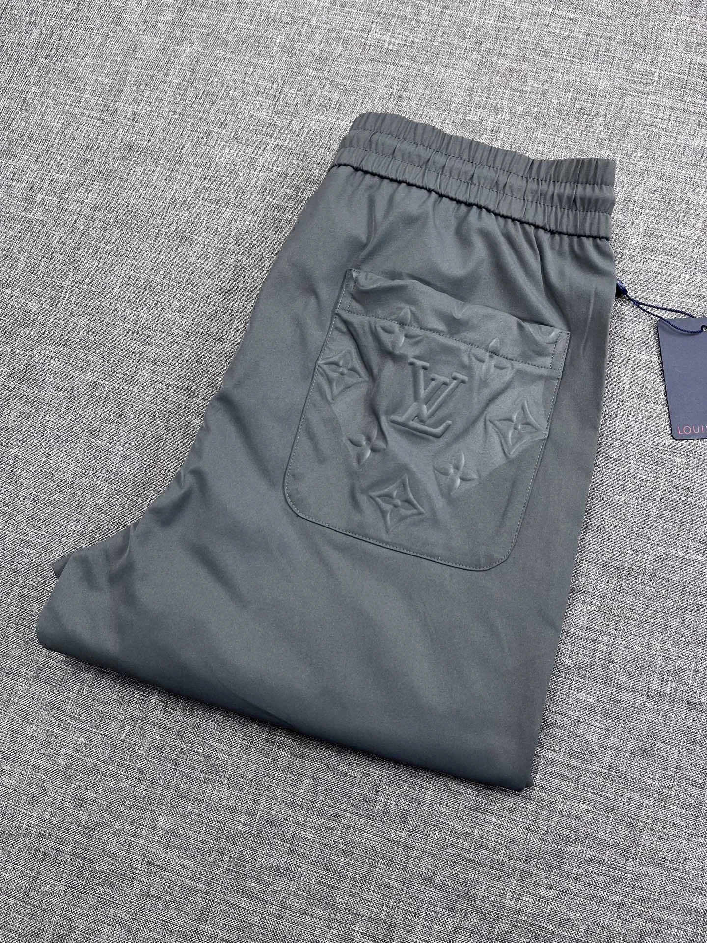 LV 2026夏季最新款男士休闲裤