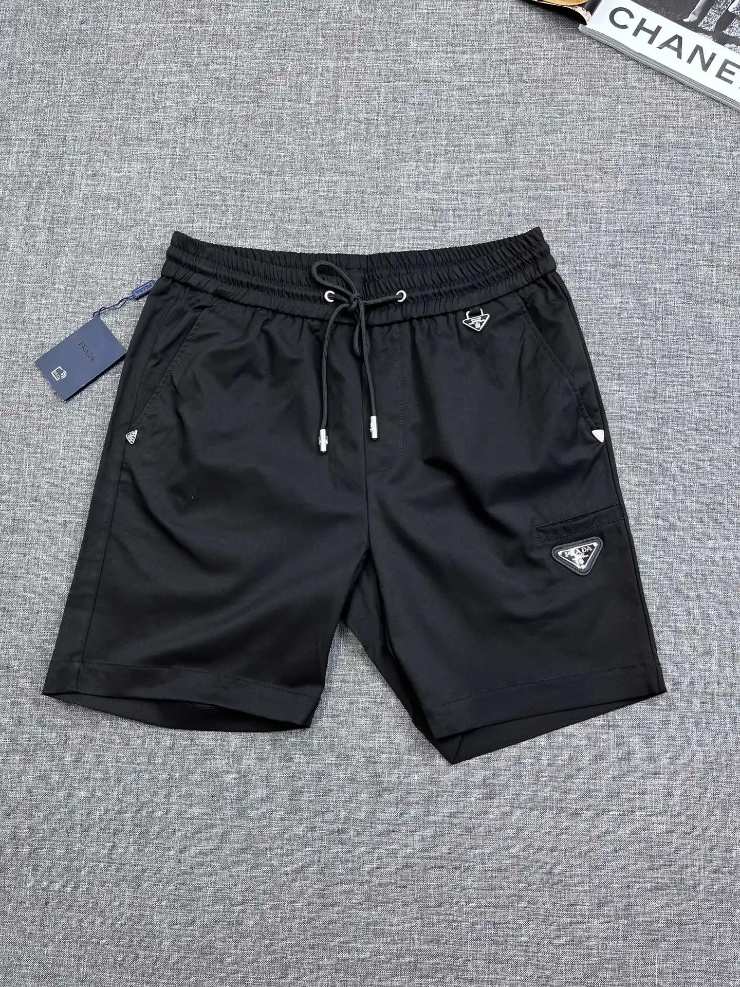 普拉达 普拉达 P家原单男士休闲短裤