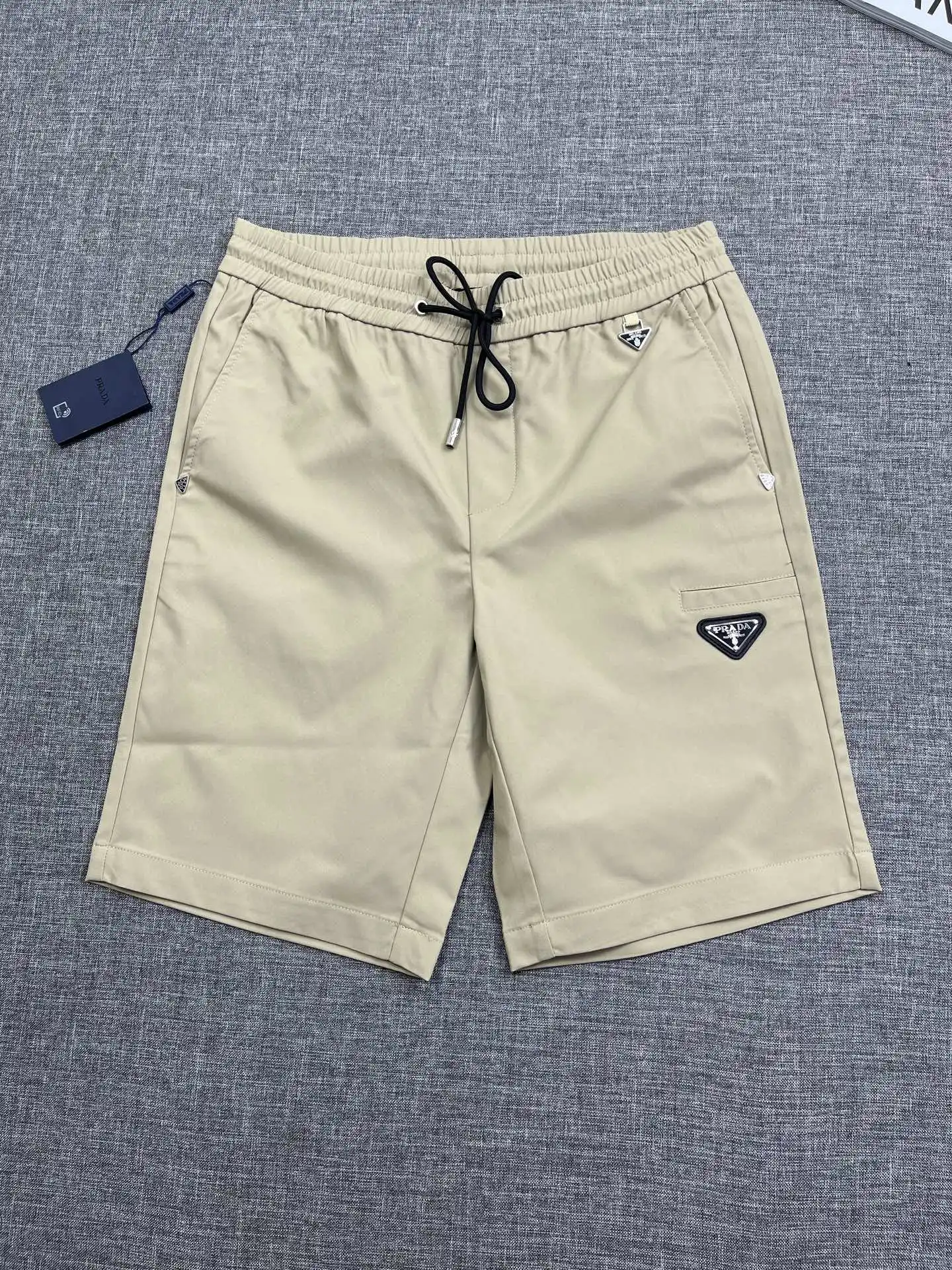 普拉达 普拉达 P家原单男士休闲短裤 普拉达 普拉达 P家原单男士休闲短裤