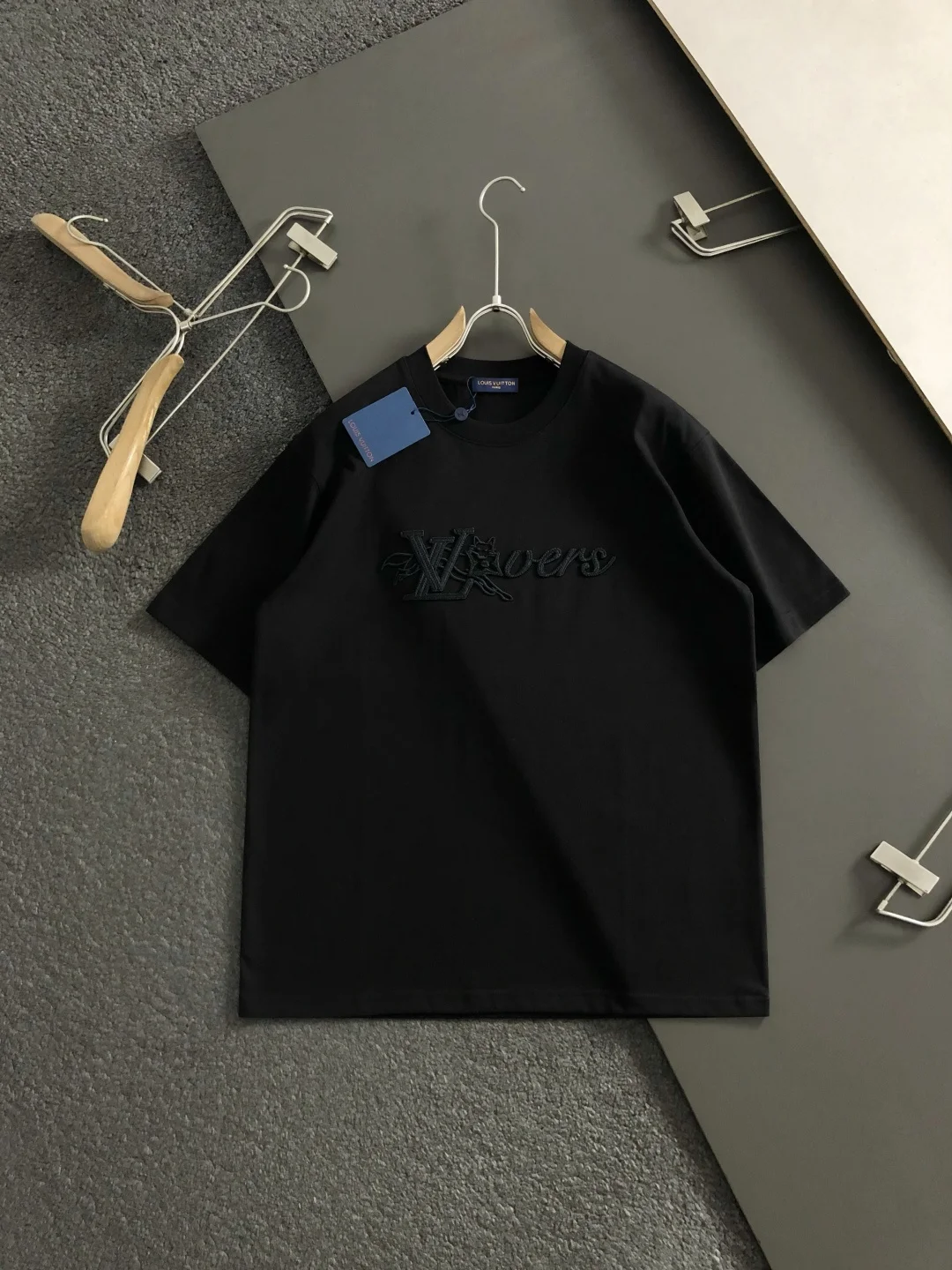 LV 2026春夏编织刺绣短袖