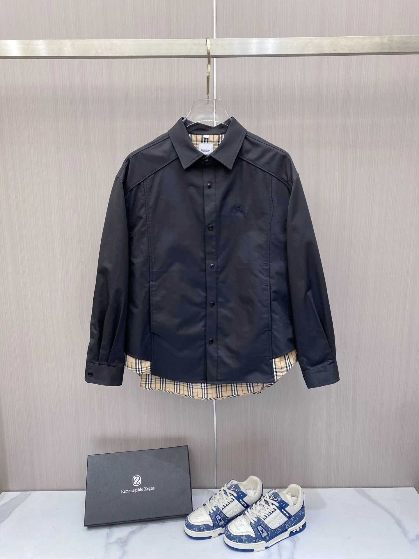 巴宝莉 2026ss春季新款夹克外套 巴宝莉 2026ss春季新款夹克外套