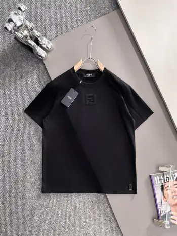 2026 New Knit Patchwork Short-Sleeve T-Shirt Replica Fendi Tshirts and Polos